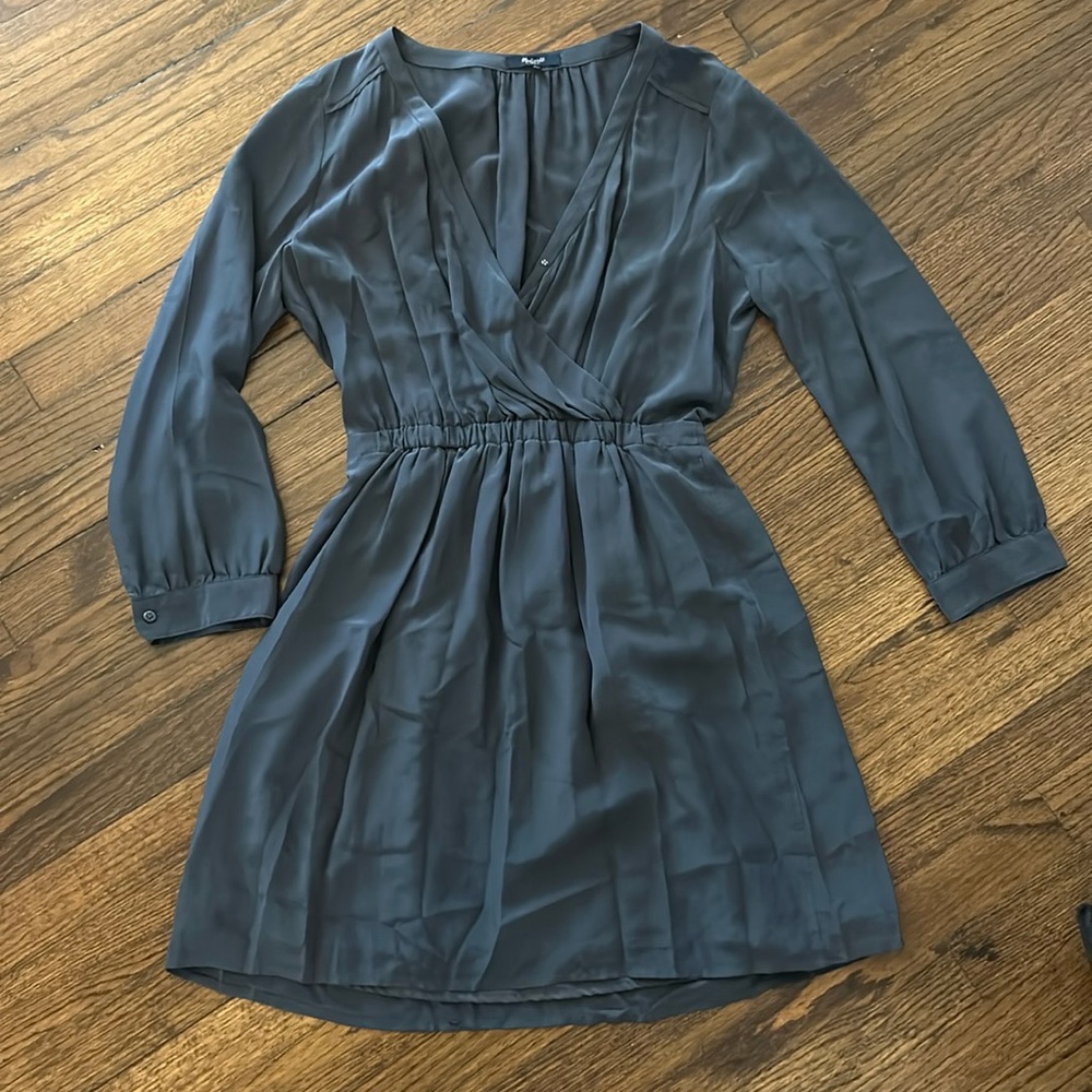 Gray long sleeve dress